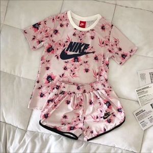 Pink Floral Nike Set